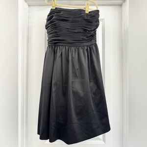 Elegant Black Women's Strapless Dress